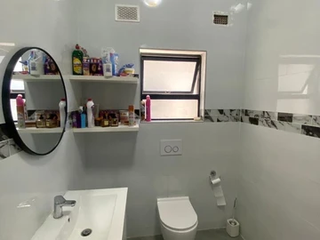 4 Bedroom Garden Flat