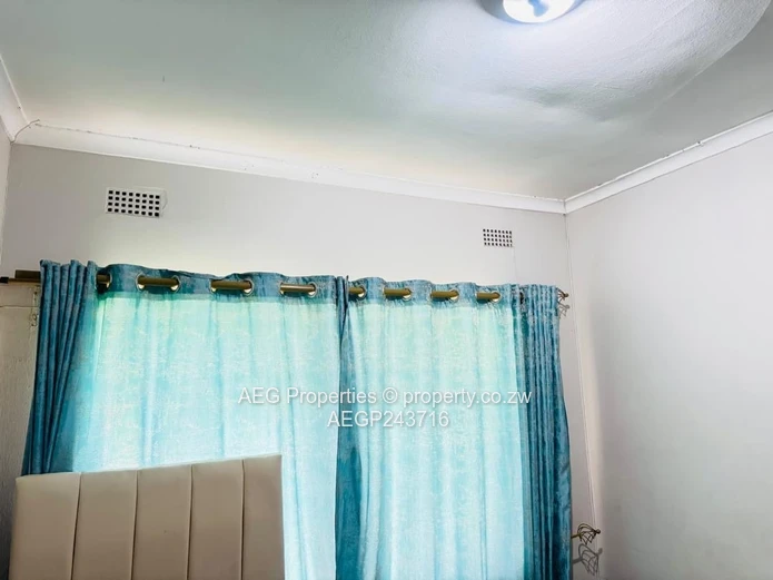 Avondale West House For Sale