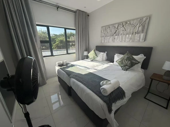 4 Bedroom Flat & Apartment