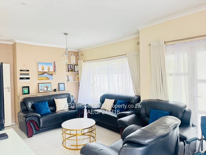 Avondale West House For Sale