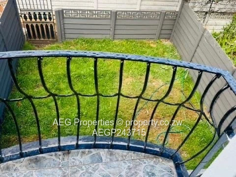 New Listing Avondale Duplex Apartment 