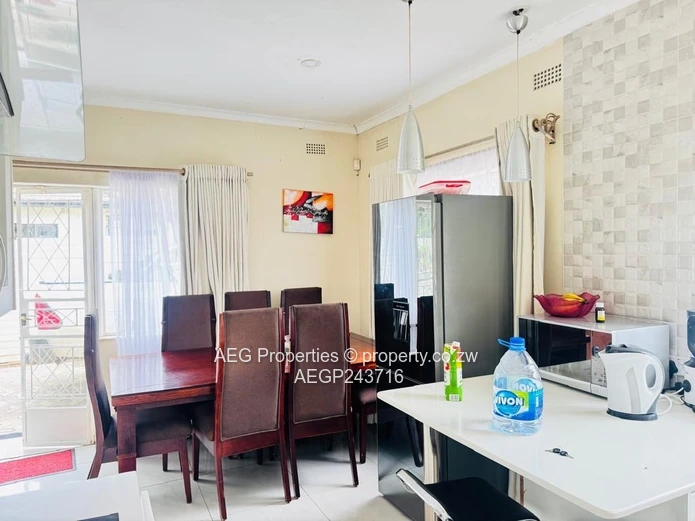 Avondale West House For Sale