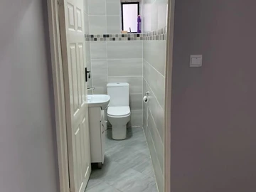 4 Bedroom Garden Flat