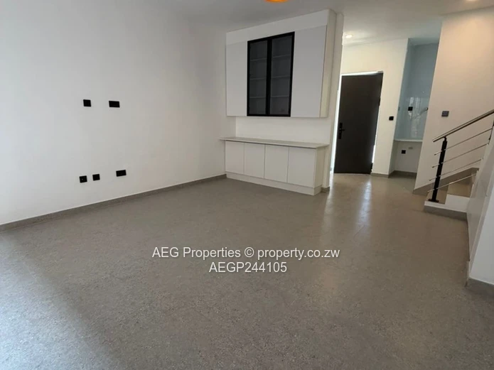 Strathaven 2-Bed Modern Apartment with Pool & Borehole