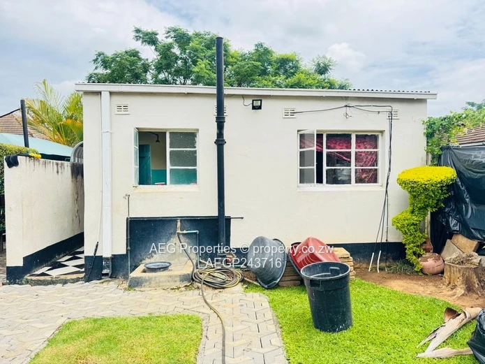 Avondale West House For Sale