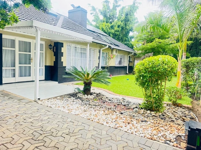 Avondale West House For Sale